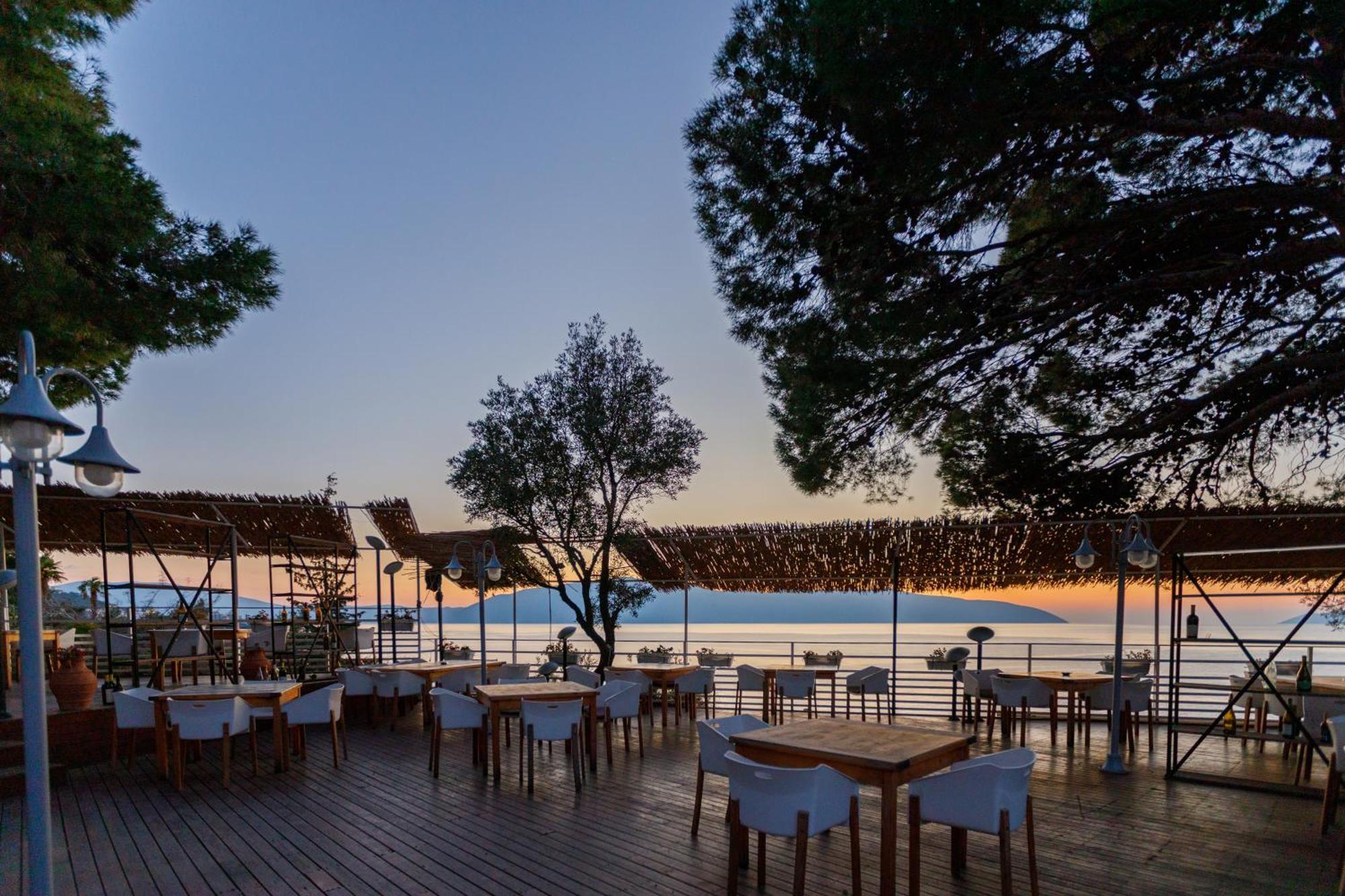 Le Palazzine Hotel Vlorë Extérieur photo