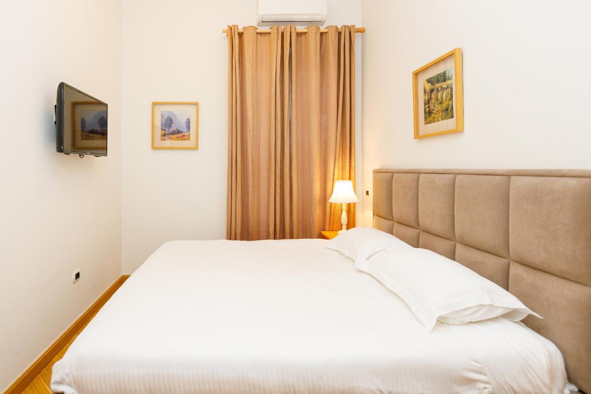 Le Palazzine Hotel Vlorë Extérieur photo