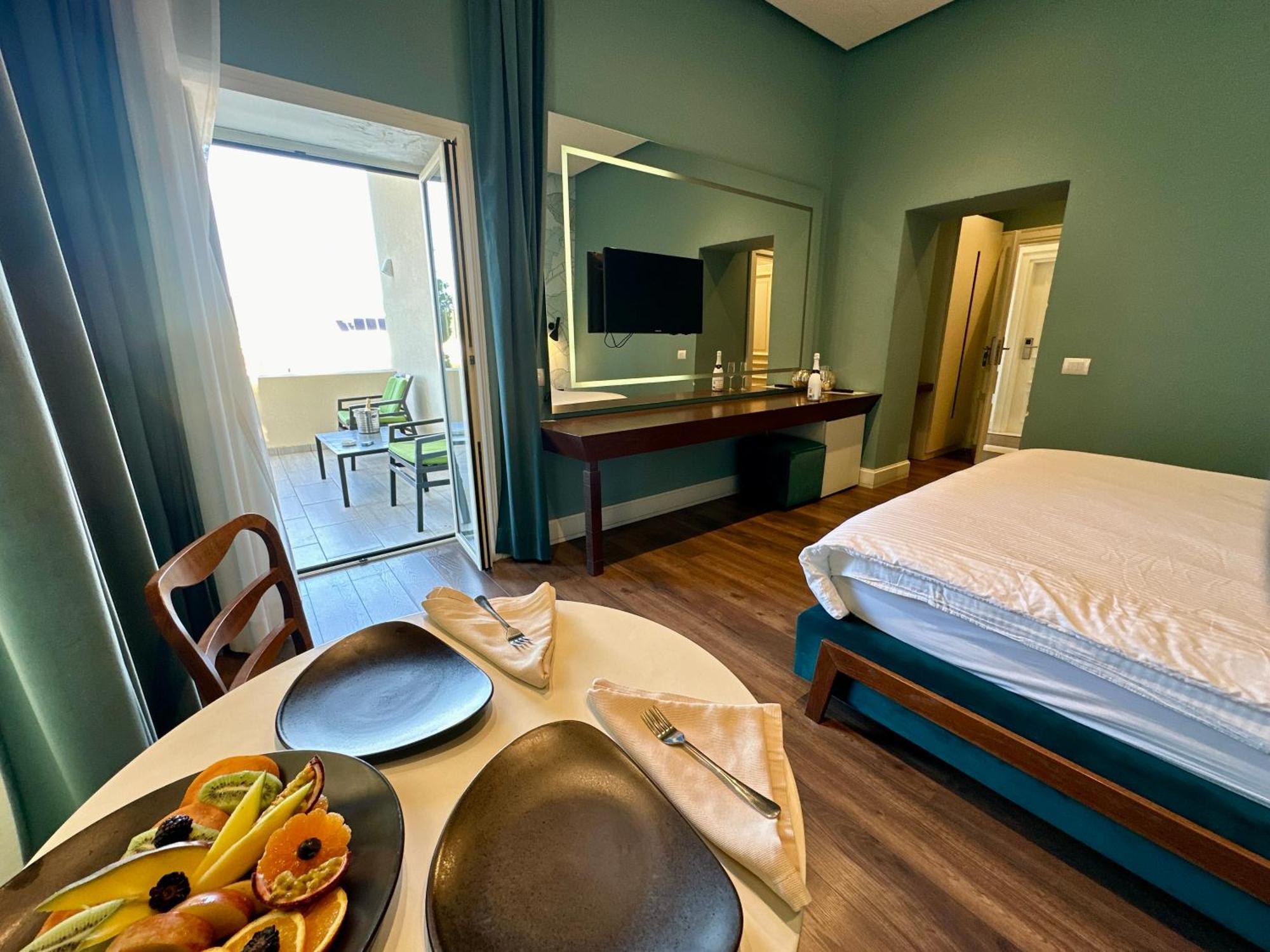 Le Palazzine Hotel Vlorë Extérieur photo
