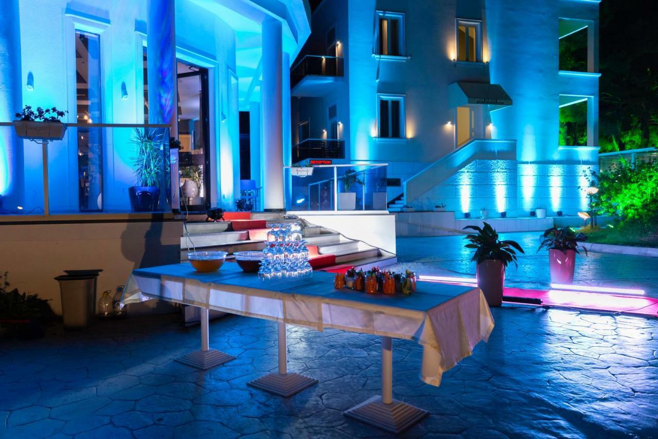 Le Palazzine Hotel Vlorë Extérieur photo